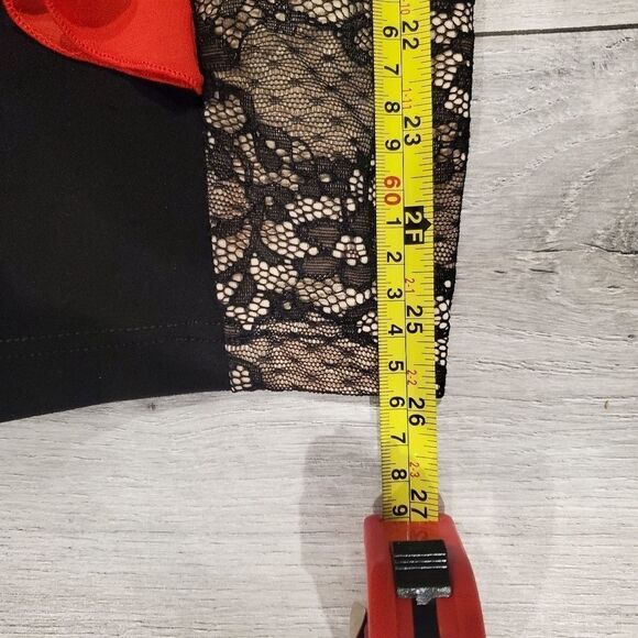 Halston Heritage Women Black diamond key hole Neck Long-Sleeve Lace Dres… - Picture 11 of 16